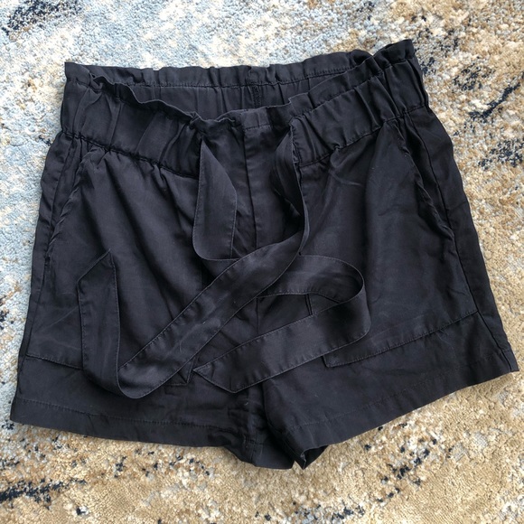 Dex black paper bag fabric shorts - Picture 7 of 13